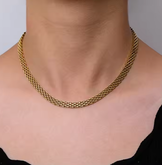 BRILENA GOLD NECKLACE